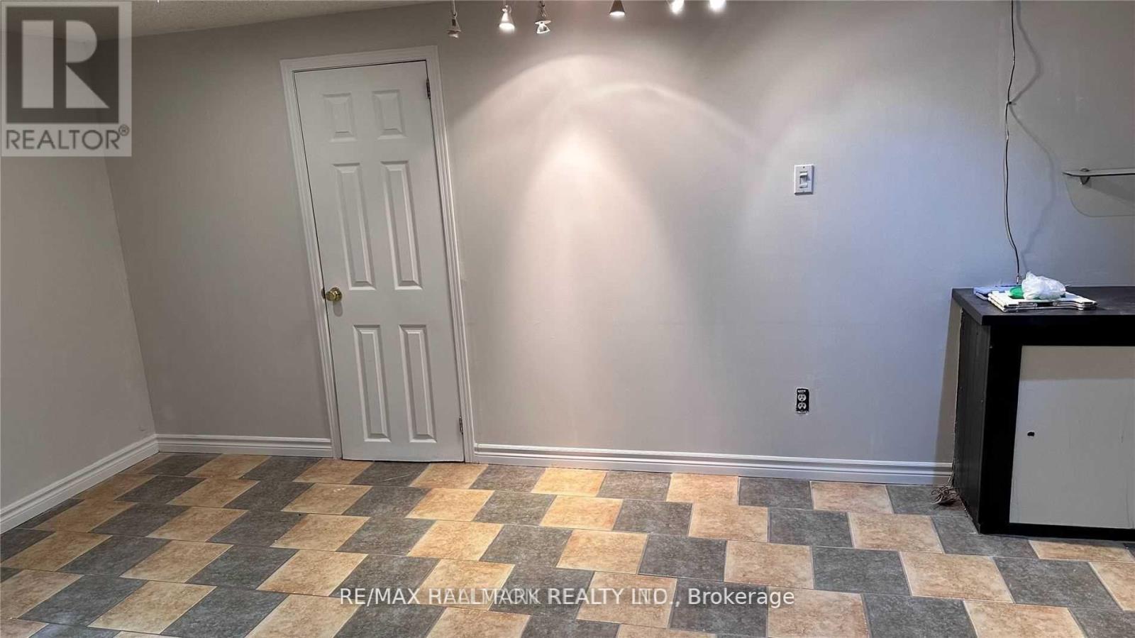 BSMT - 59 NEWTON DRIVE, Toronto (Newtonbrook East) — photo 4