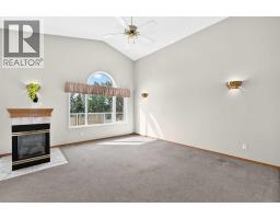 4pc Bathroom - 2917 Signal Hill Heights Sw, Calgary, AB T3H2X4 Photo 8