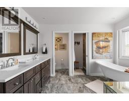 19 Grandview Crescent, Bradford West Gwillimbury, ON L3Z3L1 Photo 24