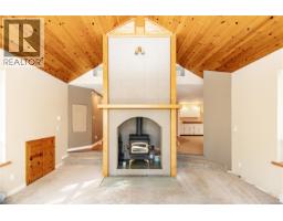 Den - 9498 Doyle Rd, Black Creek, BC V9J1E7 Photo 18