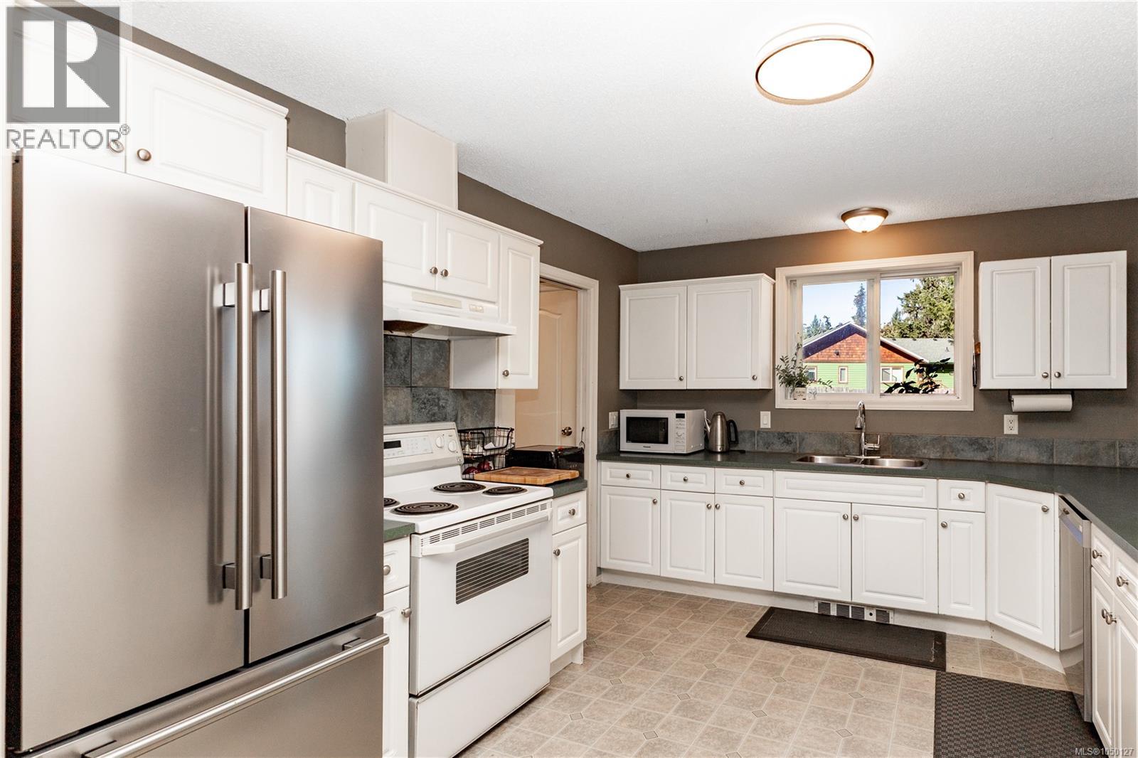 9498 Doyle Rd - Image 54