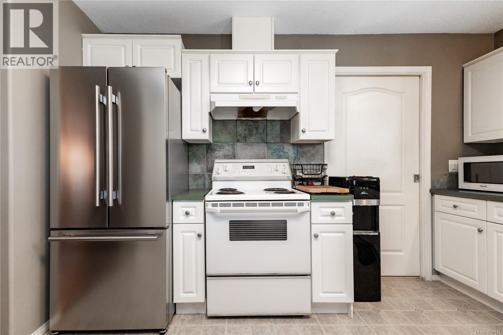 9498 Doyle Rd - Image 58