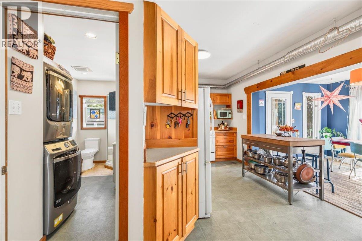 1112 2ND Avenue - Image 10