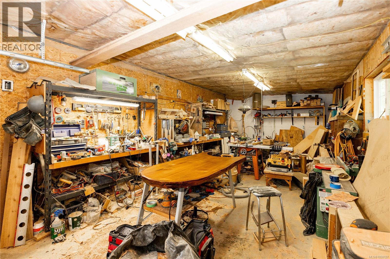 9498 Doyle Rd - 85