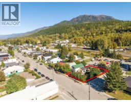 1112 2nd Avenue, Fernie, BC V0B1M0 Photo 48