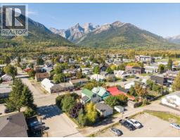 1112 2nd Avenue, Fernie, BC V0B1M0 Photo 51