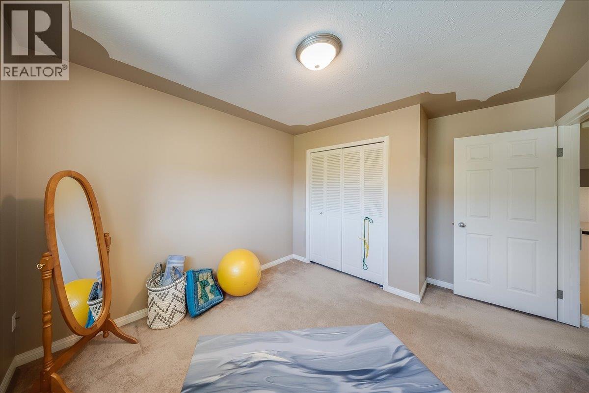 3961 Carnation Drive - 35