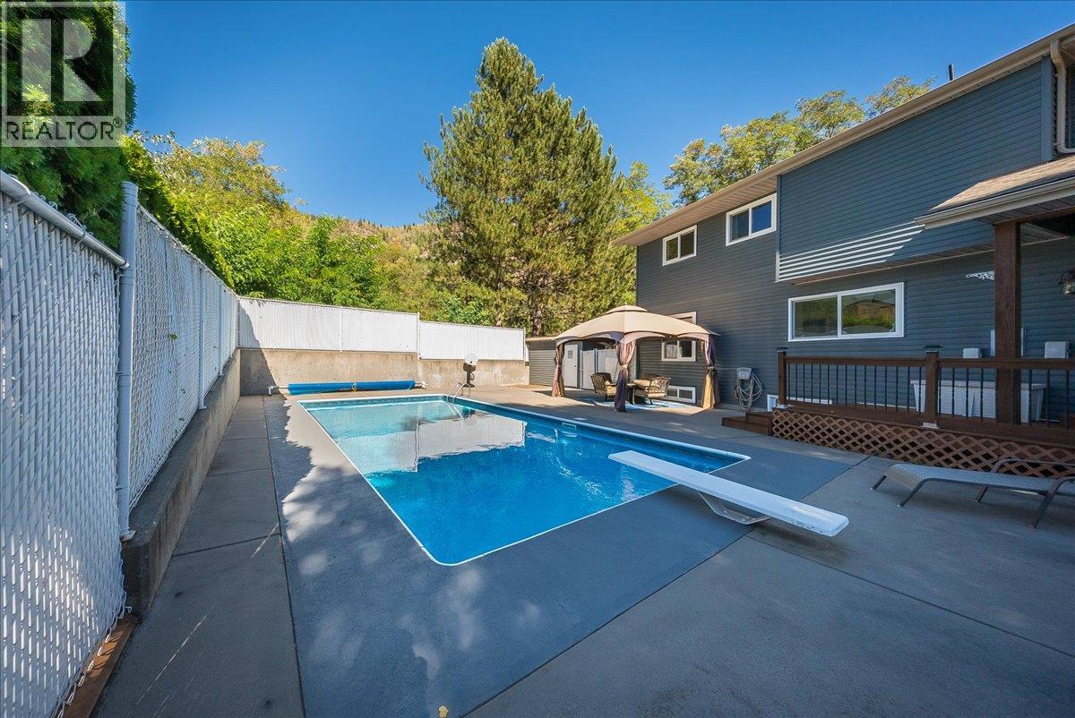 3961 Carnation Drive - Image 53