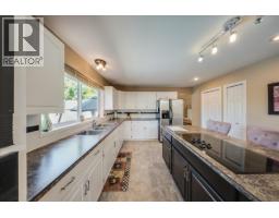 Partial bathroom - 3961 Carnation Drive, Trail, BC V1R2X1 Photo 14