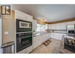 Sunroom - 3961 Carnation Drive, Trail, BC V1R2X1 Photo 15