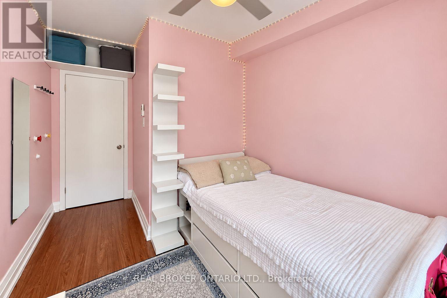 #3 69 UPPER CANADA DRIVE - Image 27
