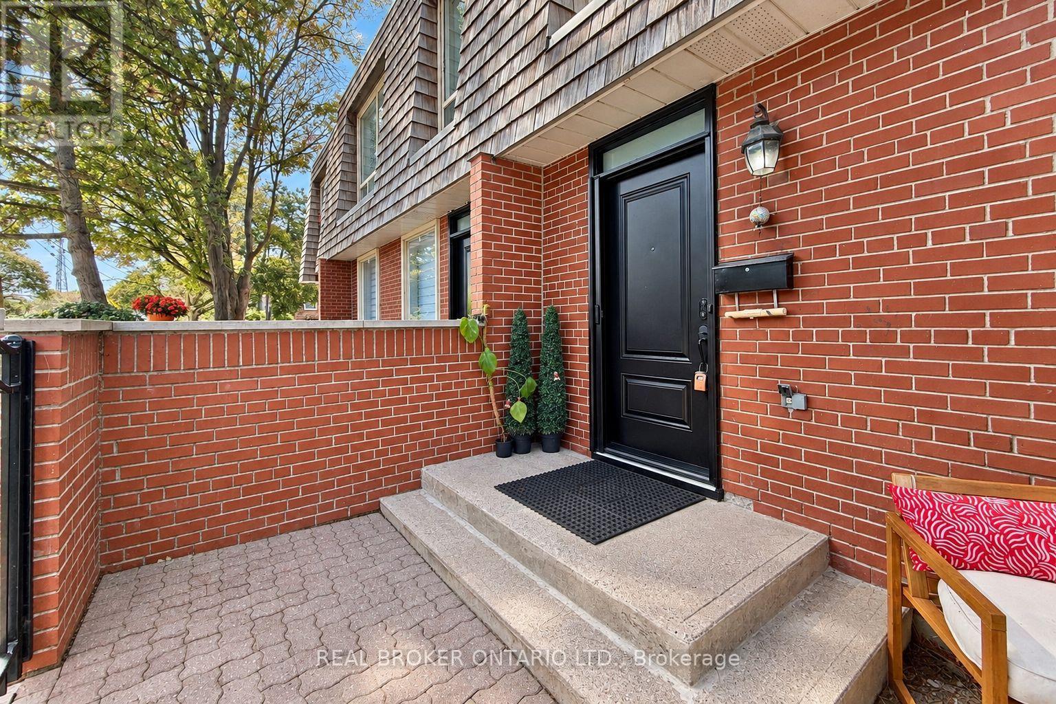 3 - 69 UPPER CANADA DRIVE, Toronto (St. Andrew-Windfields) — photo 3