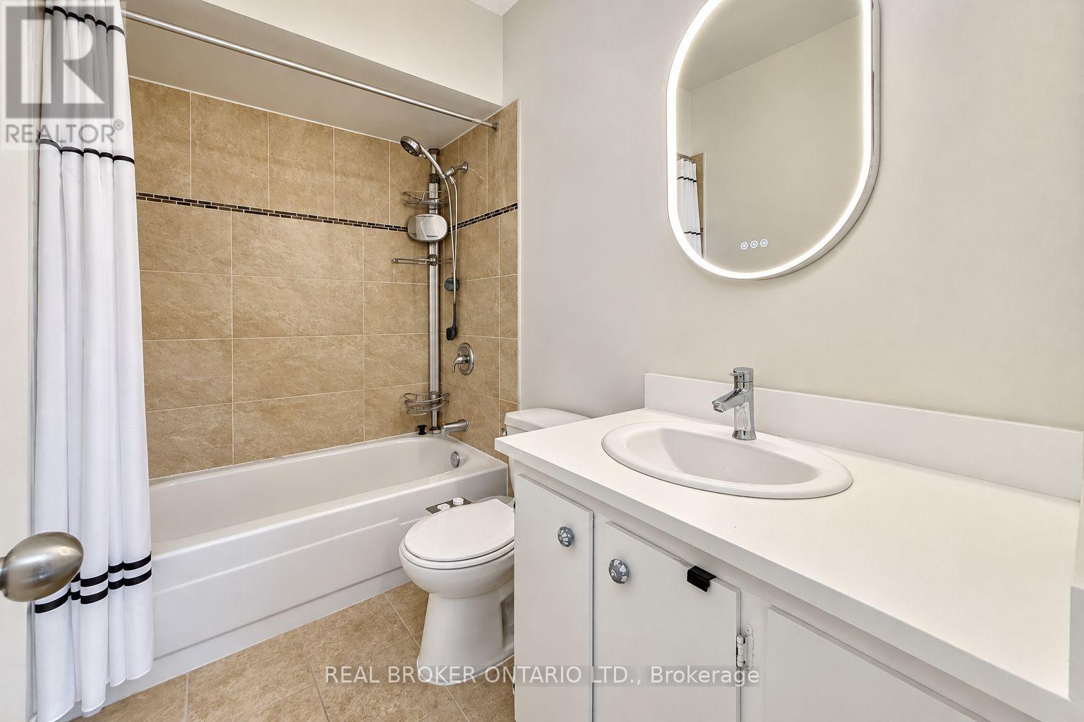 #3 69 UPPER CANADA DRIVE - Image 33