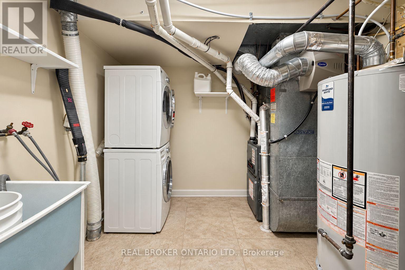 #3 69 UPPER CANADA DRIVE - Image 40