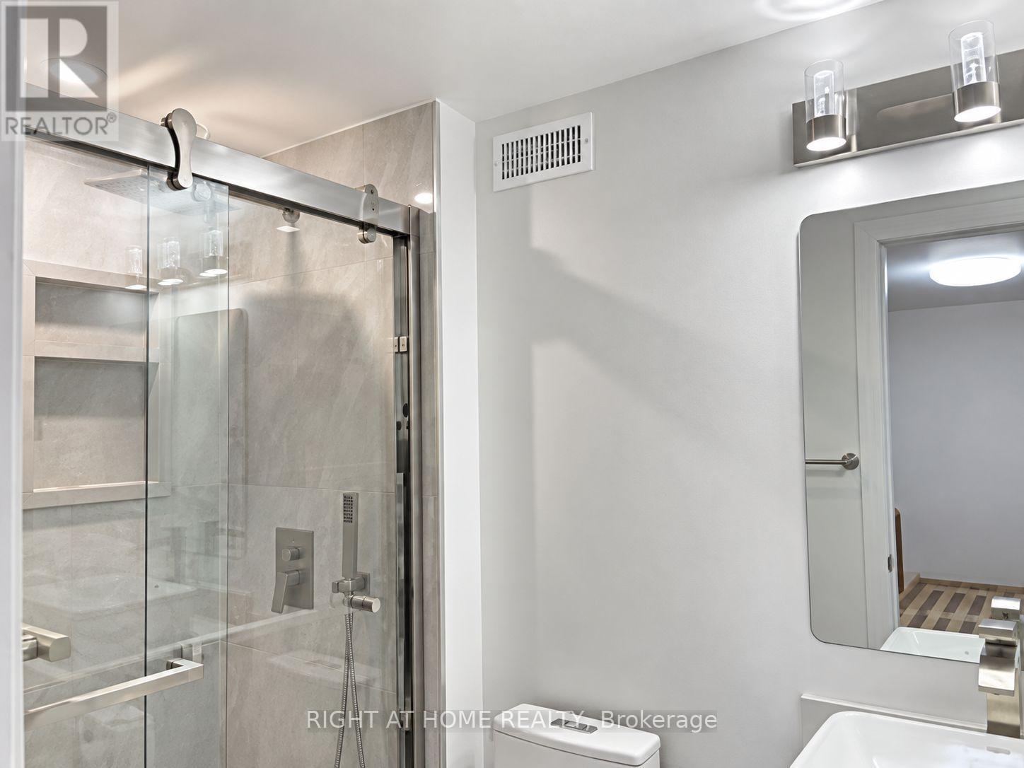 LOWER - 59 MARBLEMOUNT CRESCENT, Toronto (Tam O'Shanter-Sullivan) — photo 6
