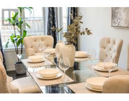 2762 Donald Cousens Parkway, Markham, ON L6B0X8 Photo 10