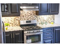 2762 Donald Cousens Parkway, Markham, ON L6B0X8 Photo 13