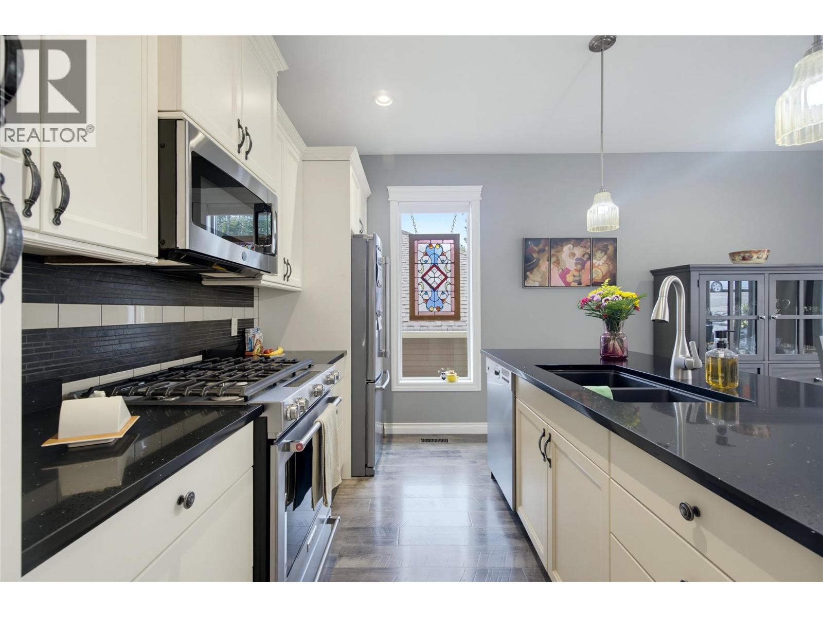 #8 2850 7th Avenue NE - Image 14