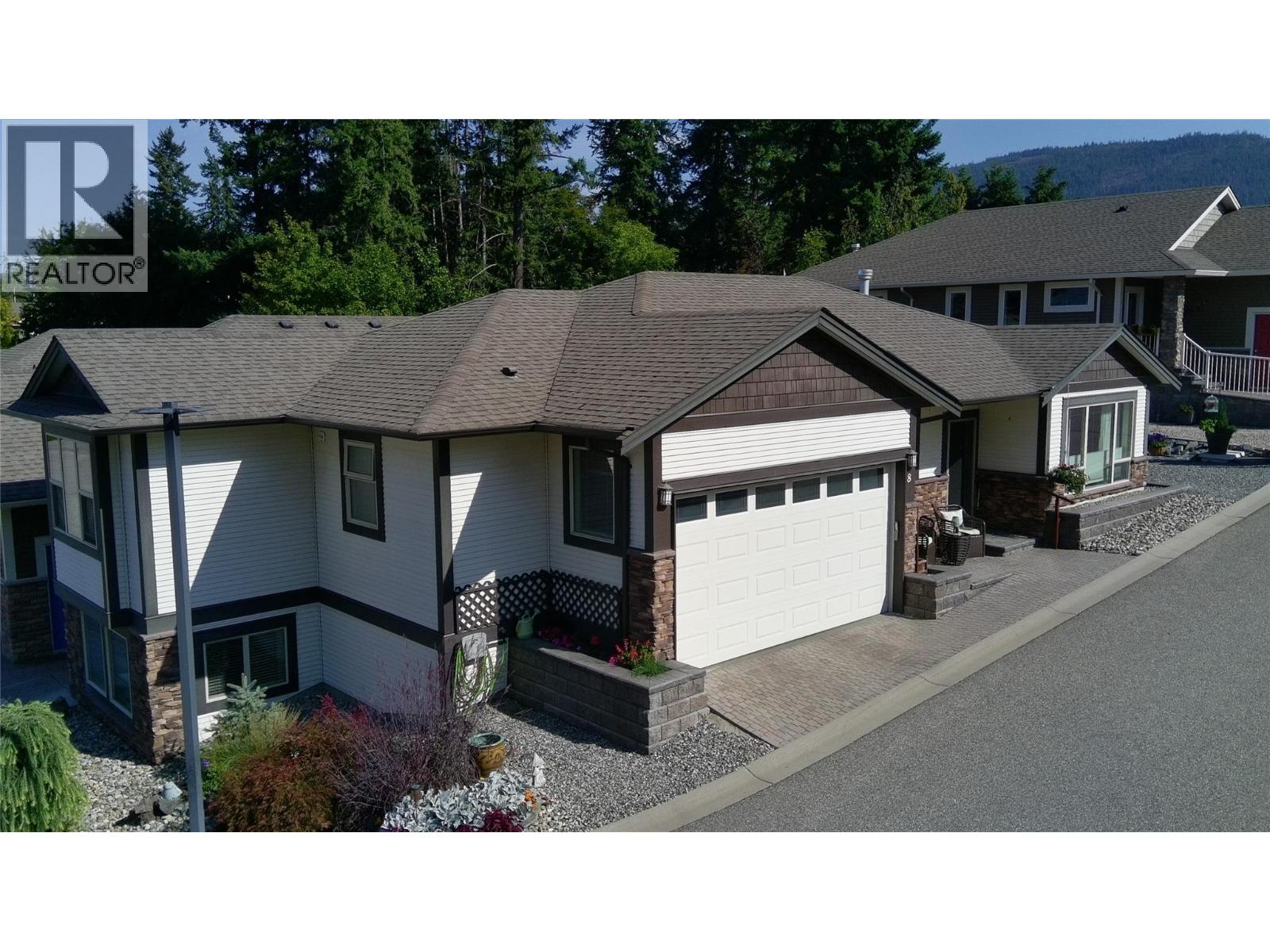 #8 2850 7th Avenue NE - 67
