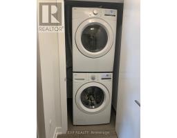 1403 - 1403-4130 Parkside Village Drive, Mississauga, ON L5B3M8 Photo 8
