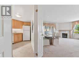 302 - 3105 Carling Avenue, Ottawa, ON K2H5A6 Photo 12