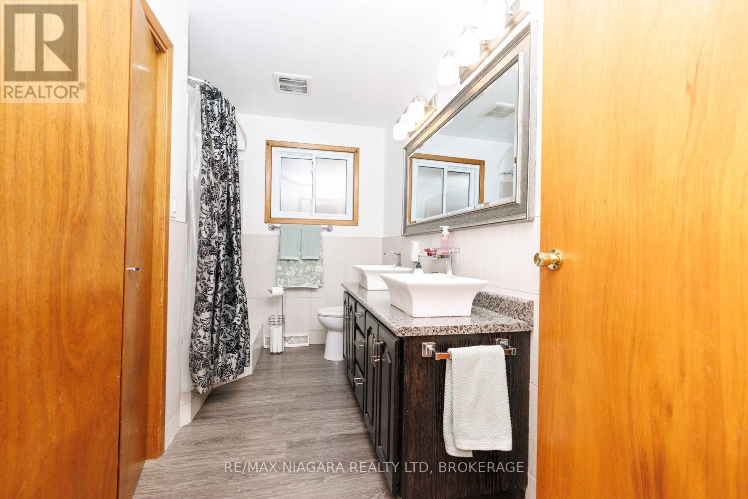 121 GARON AVENUE, Welland (Lincoln/Crowland) — photo 11