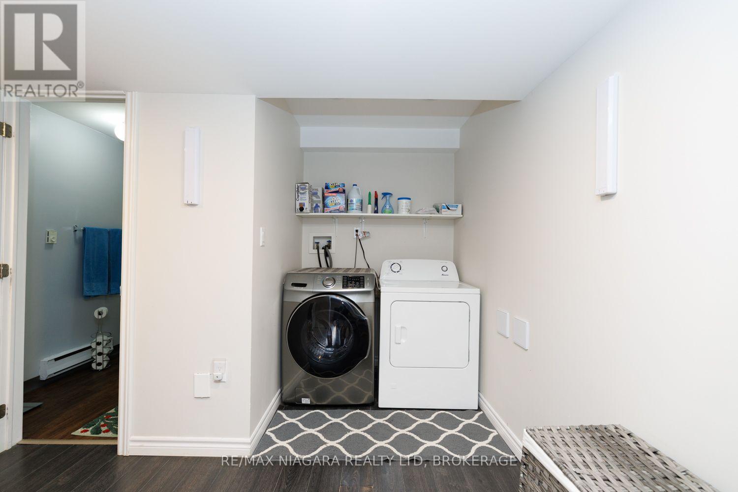 121 GARON AVENUE - 21