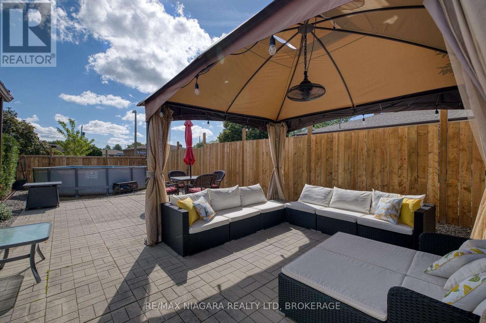 121 GARON AVENUE - 31