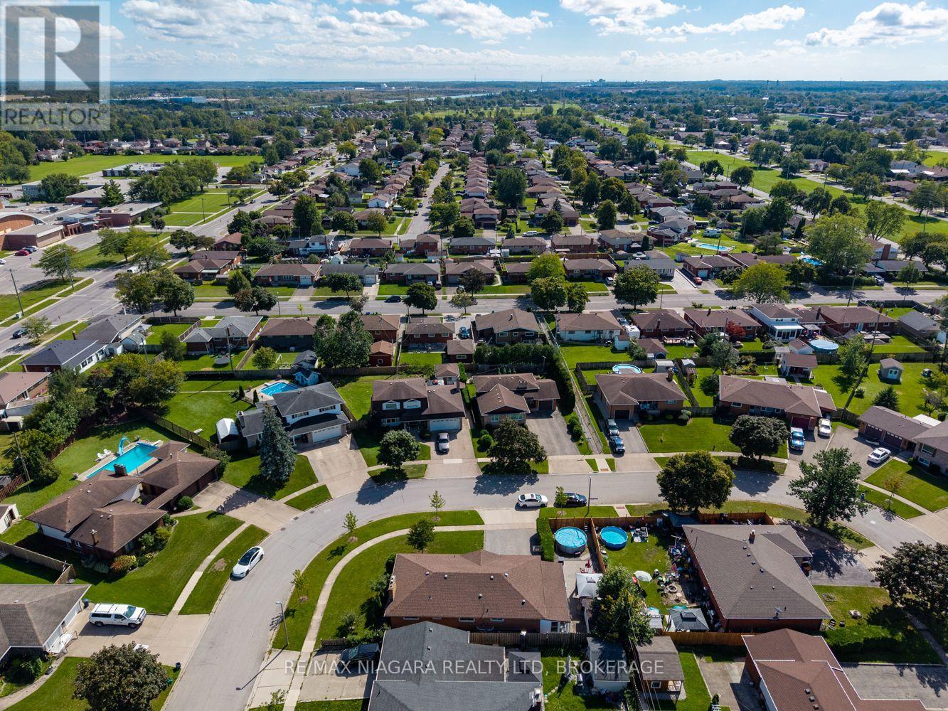 121 GARON AVENUE - 38