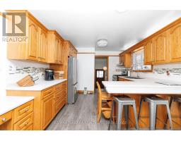 Bathroom - 121 Garon Avenue, Welland, ON L3B1B7 Photo 9