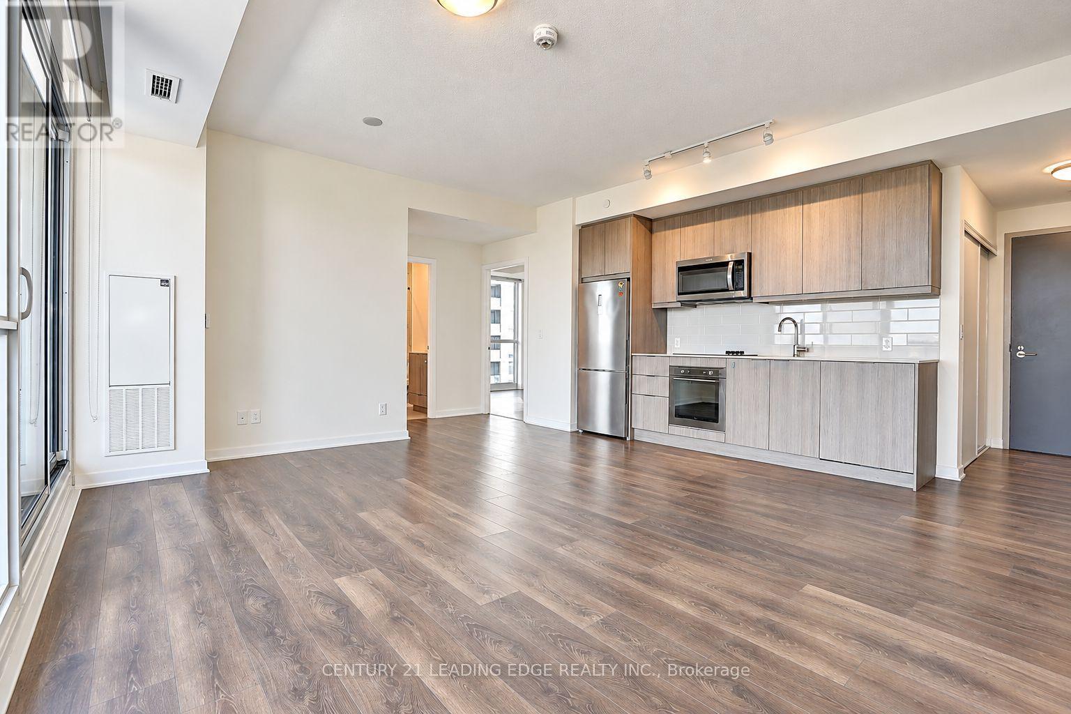 #1010 38 FOREST MANOR ROAD - 28
