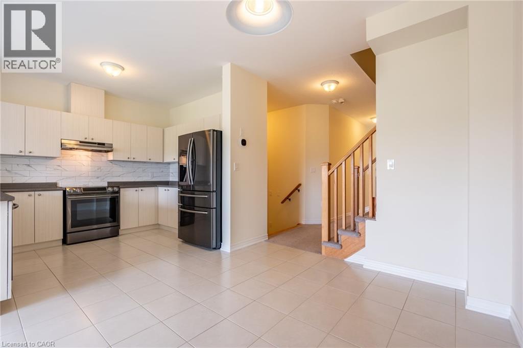 175 LORMONT Boulevard, Stoney Creek — photo 12
