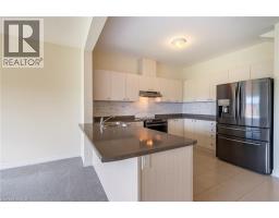 175 Lormont Boulevard, Stoney Creek, ON L8J0K1 Photo 13