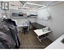 11 - 384 Yonge Street, Barrie, ON L4N4C8 Photo 14