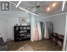 11 - 384 Yonge Street, Barrie, ON L4N4C8 Photo 9