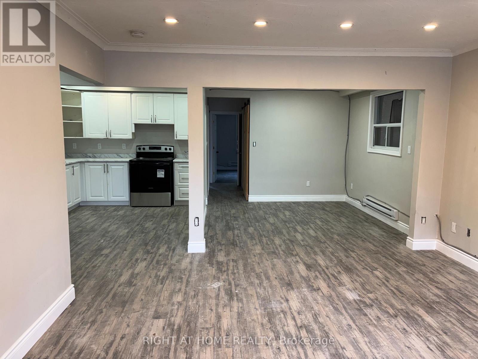 MAIN - 513 OAKWOOD AVENUE, Toronto (Oakwood Village) — photo 2