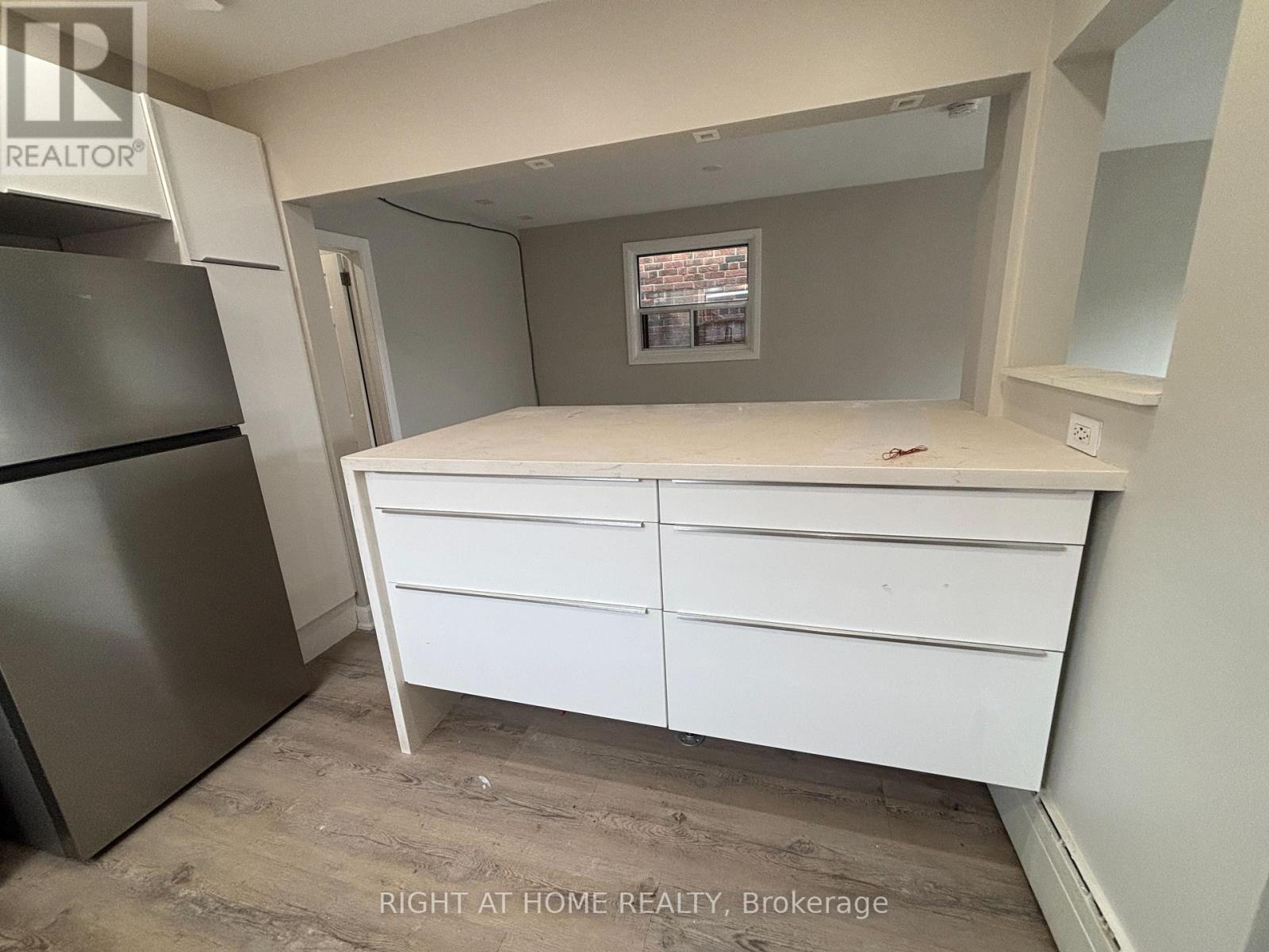 2ND FLOOR - 513 OAKWOOD AVENUE, Toronto (Oakwood Village) — photo 3
