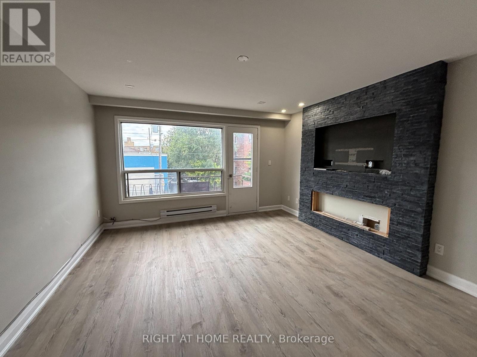 2ND FLOOR - 513 OAKWOOD AVENUE, Toronto (Oakwood Village) — photo 5