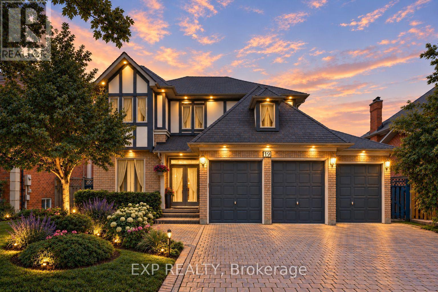 Listing photo of 19 SPRINGBROOK DRIVE
