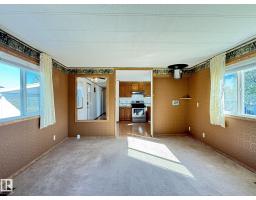 Enclosed porch - 134 Willow Dr, Breton, AB T0C0P0 Photo 6