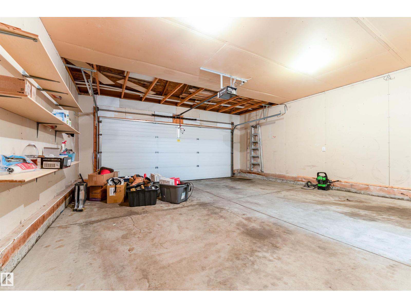 14916 136 ST NW - 52