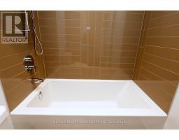 2904 - 448 Burnhamthorpe Road W, Mississauga, ON L5B0R4 Photo 8