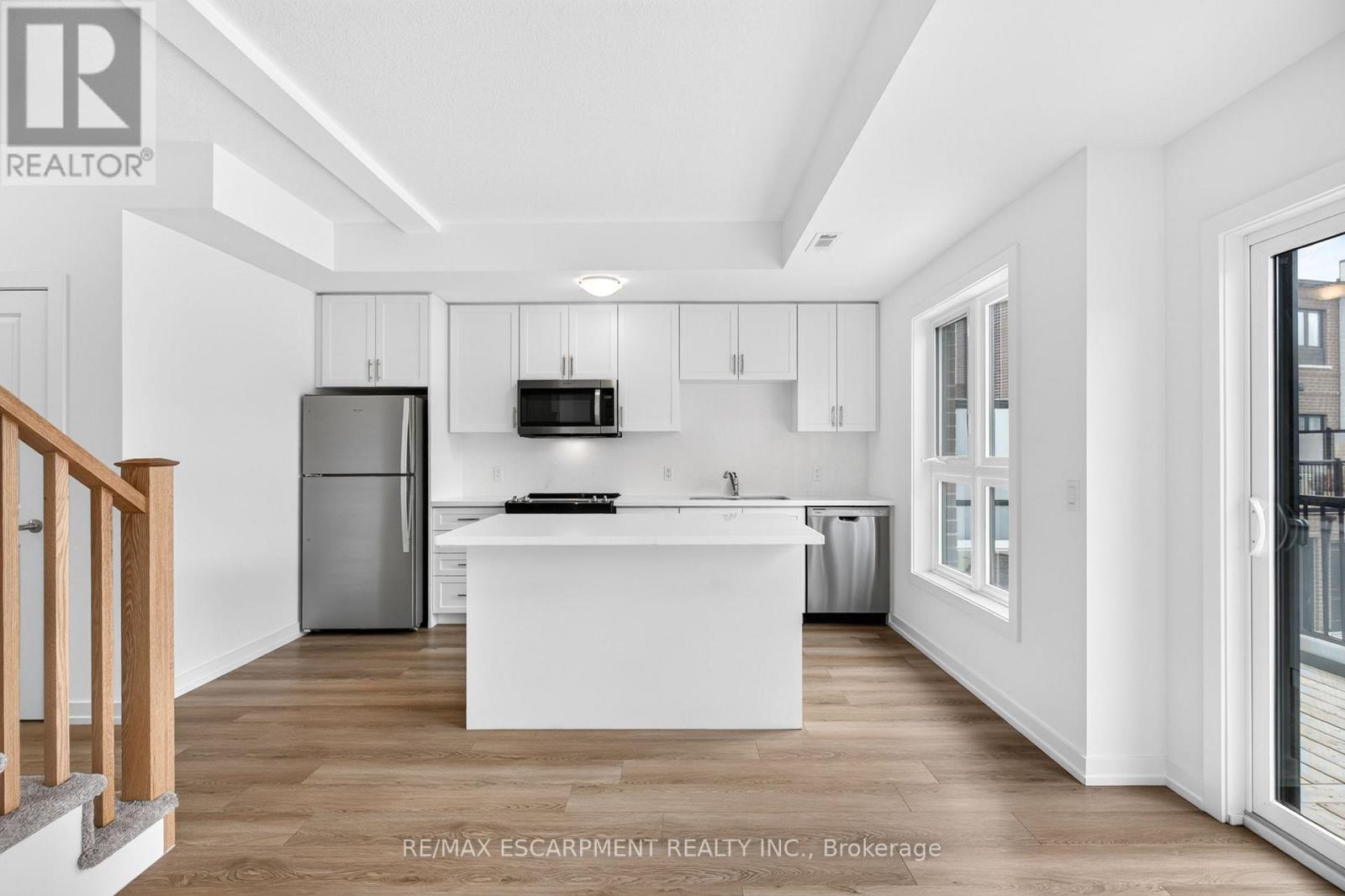 55 GREAT FALLS BOULEVARD, Hamilton (Waterdown) — photo 12