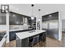 Primary Bedroom - 131 Sherview Grove Nw, Calgary, AB T3R0Y4 Photo 8