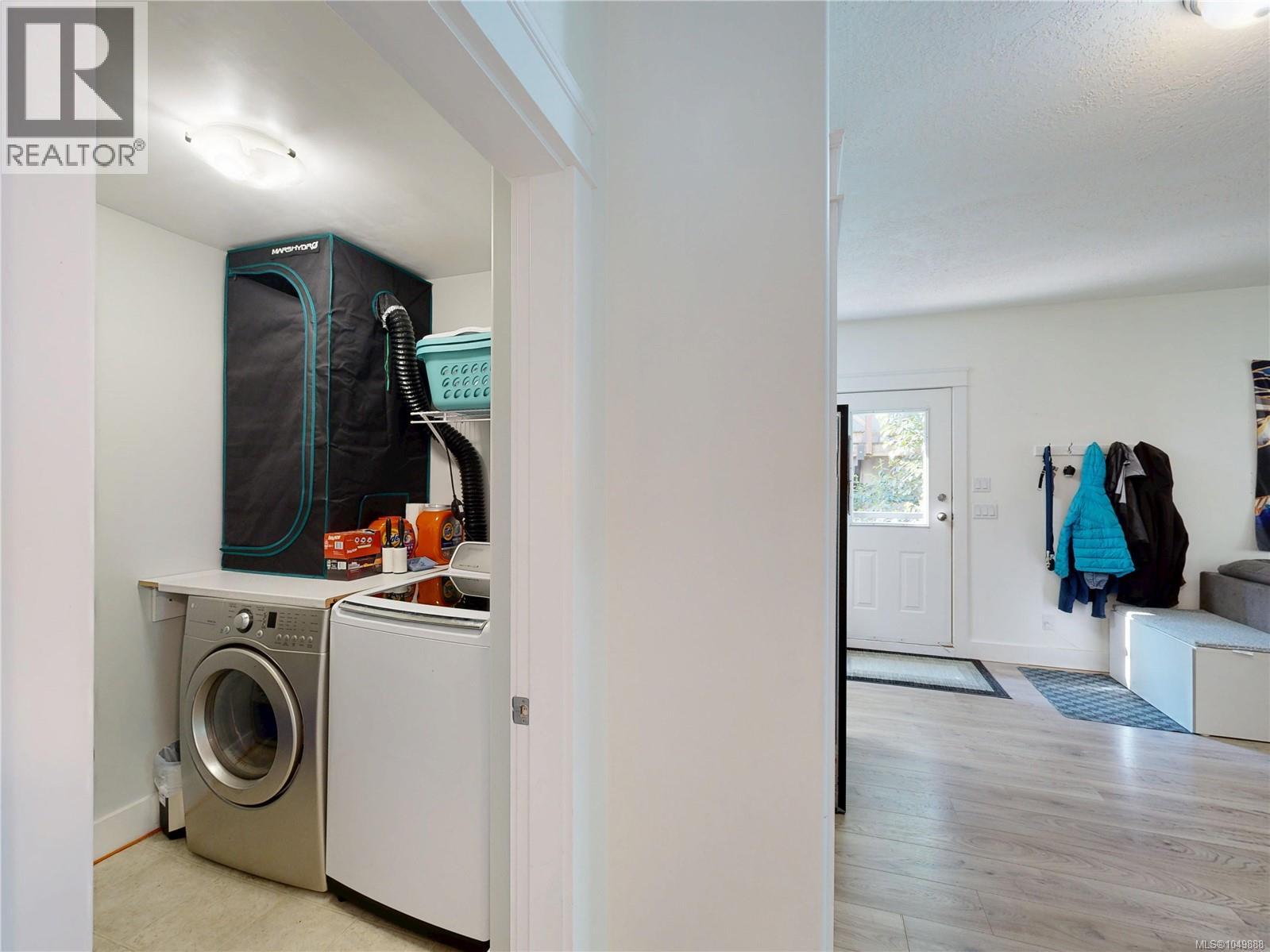 3468 Horizon Terr - Image 38