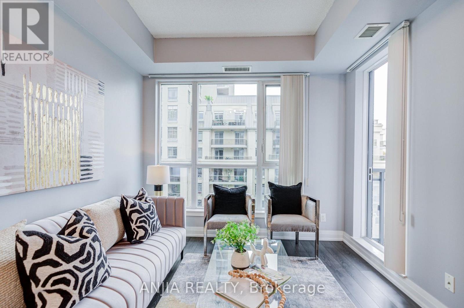 #510 17 KENASTON GARDENS - 20