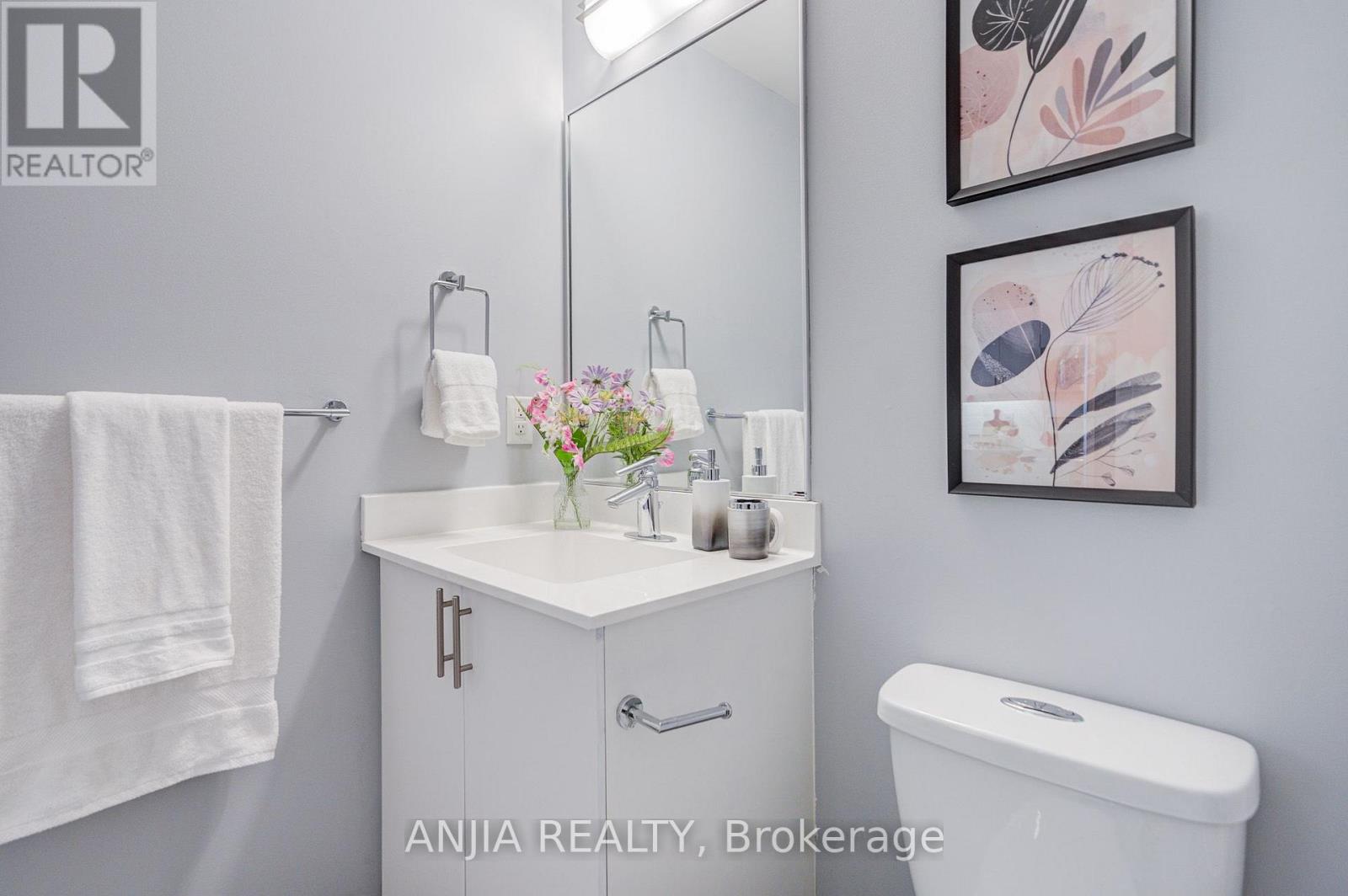 #510 17 KENASTON GARDENS - 26