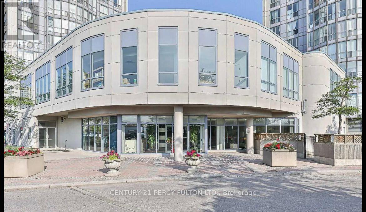 721 - 2550 LAWRENCE AVENUE E, Toronto (Dorset Park) — photo 2