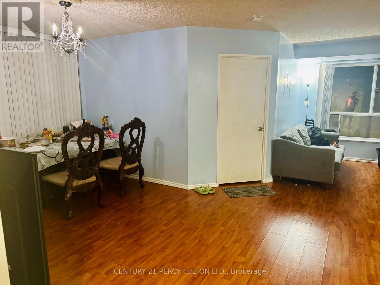 721 - 2550 LAWRENCE AVENUE E, Toronto (Dorset Park) — photo 4