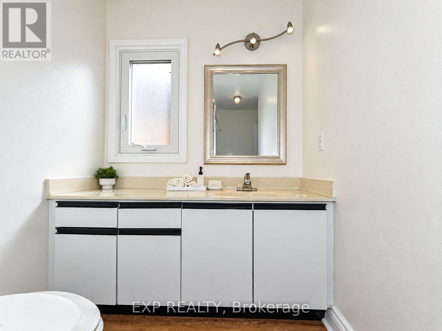 29 NORTHGATE CRESCENT - Image 31